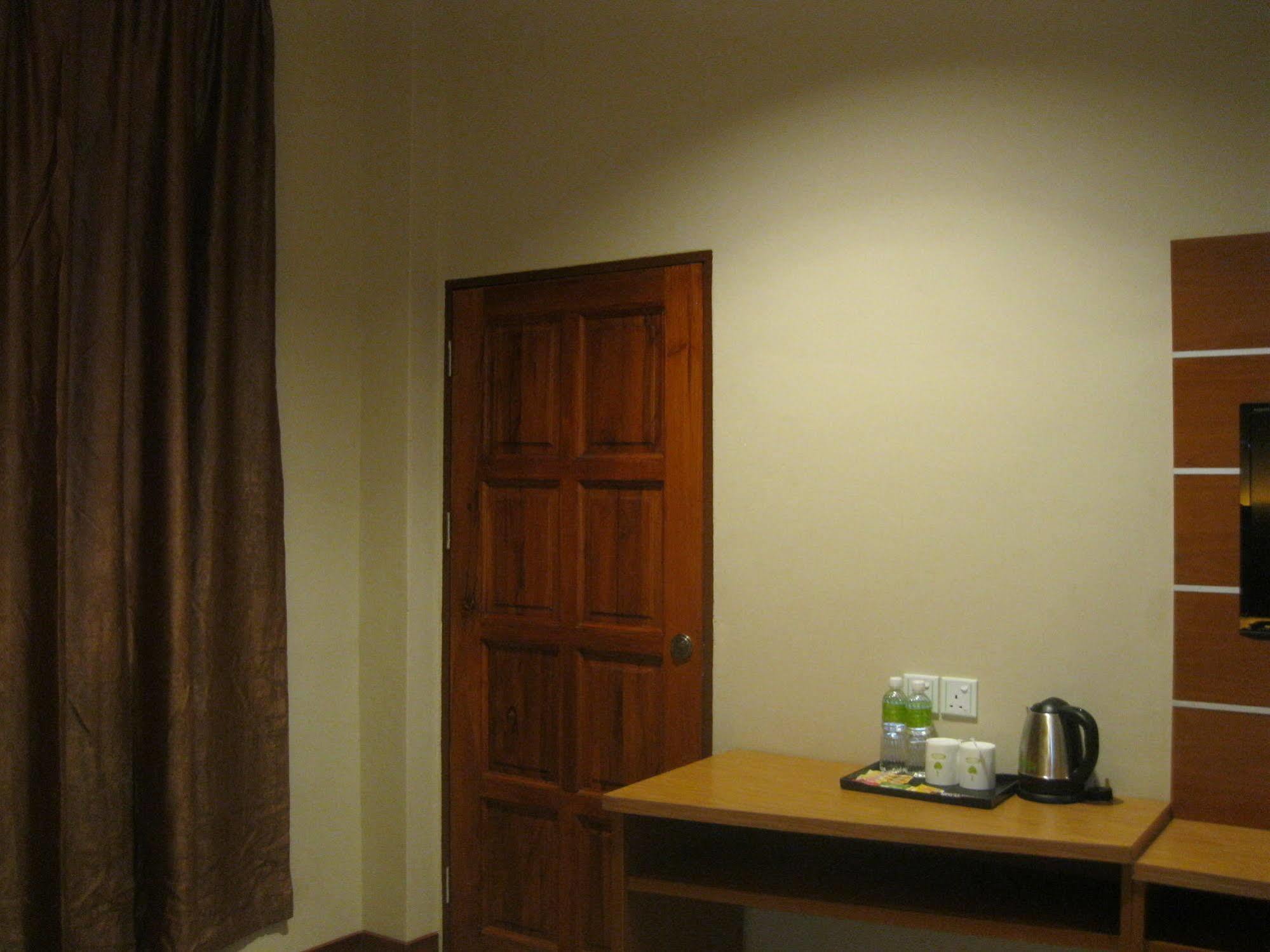 Star Resor 2*